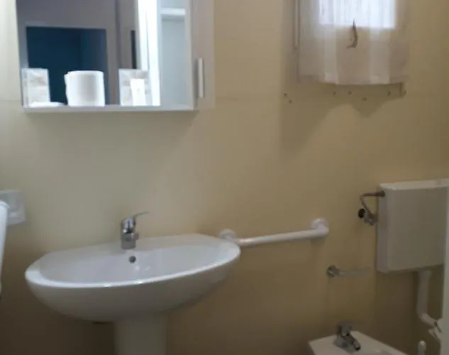 Aldeamento Turístico Jammin Village *